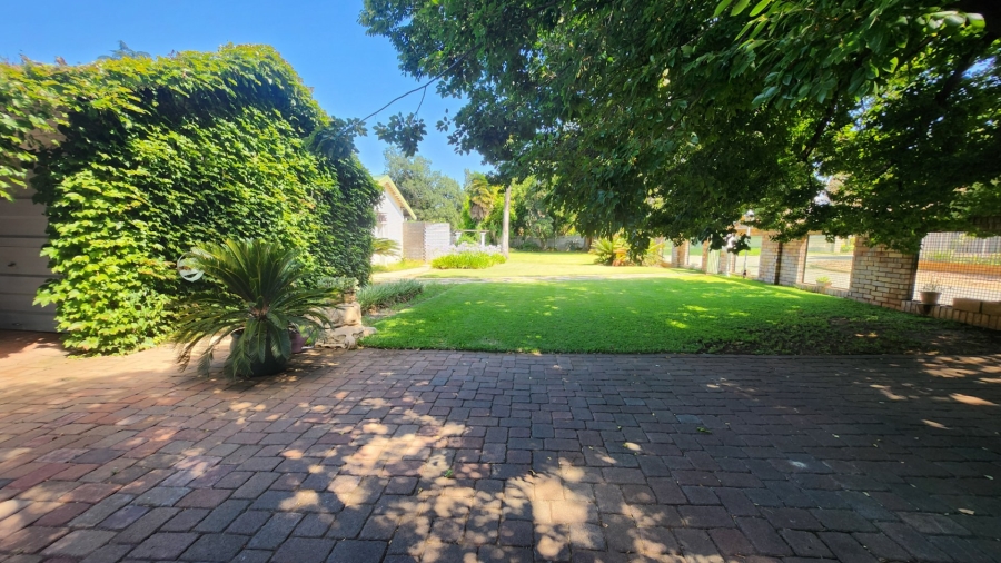 3 Bedroom Property for Sale in Irene Park North West